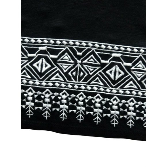 Talbots Embroidered Knit A-line Pencil Skirt Size XS Black White Aztec Southwest - Picture 5 of 5